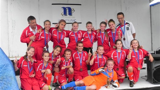 Arsenal U12 féminin remporte le tournoi de La Prairie