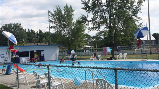 Fête familiale réussie à la piscine de Richelieu