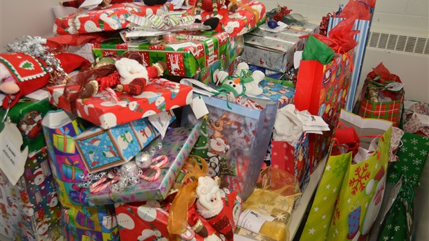 Père Noël pour enfants en difficulté