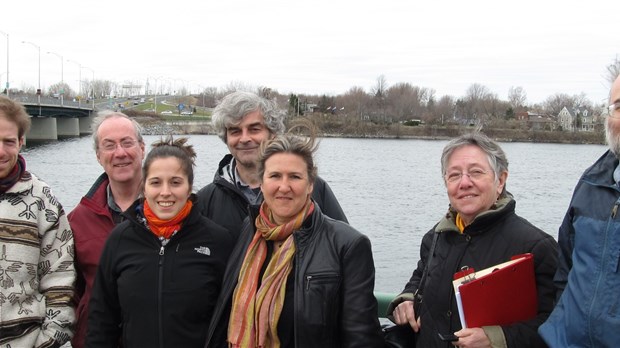 L'équipe électorale de Québec Solidaire dans Chambly