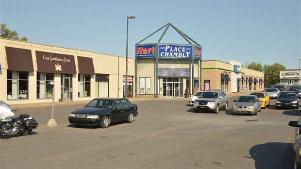 45 chandelles sur le gâteau de la Place Chambly