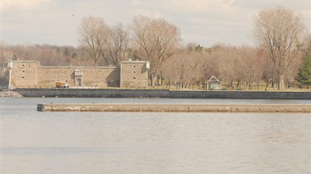 Matthew Dubé appui la Ville de Chambly