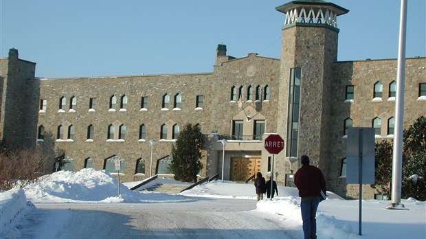 Le Cégep recherche des familles pour héberger des stagiaires français