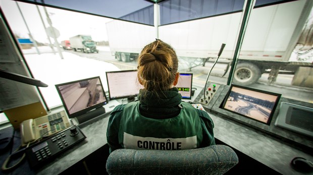 À l'aube du dégel : 41 000 camions surchargés épinglés en six ans
