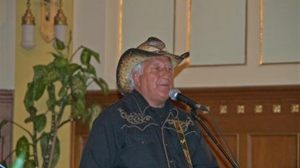 Près de 2 000$ pour l'église de Rougemont