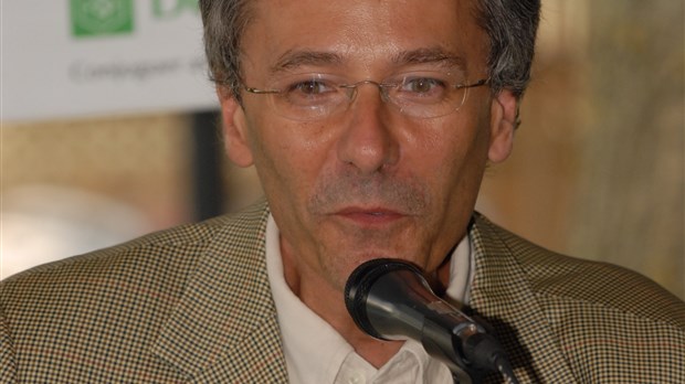 Denis Lavoie à la radio de Radio-Canada