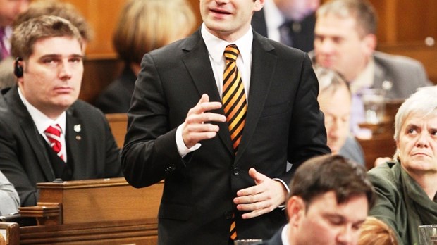 Matthew Dubé mène la charge contre le péage