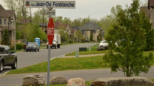 Carignan prend les grands moyens pour éviter l'annexion