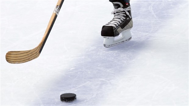 La saison de hockey 2015-16 des jeunes joueurs de Carignan est en péril