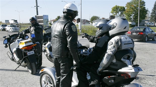 La prudence est de mise avec l'arrivée des motos sur le réseau routier