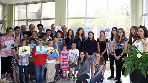 Plus de 700 jeunes dessinateurs participent au concours «Mon fleuve et moi»