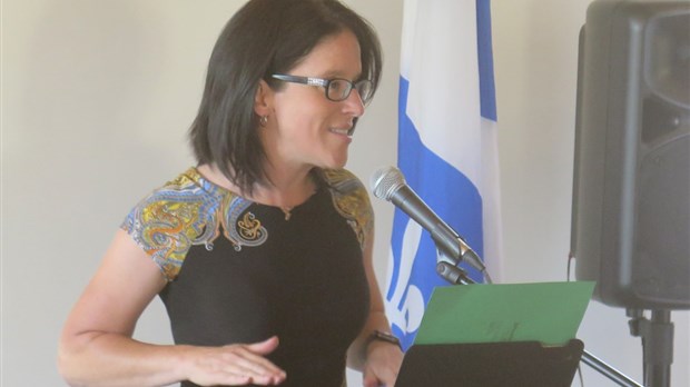 Près d’une centaine de personnes au 6 à 8 de la CAQ dans Chambly pour Jean-François Roberge et Sonia LeBel