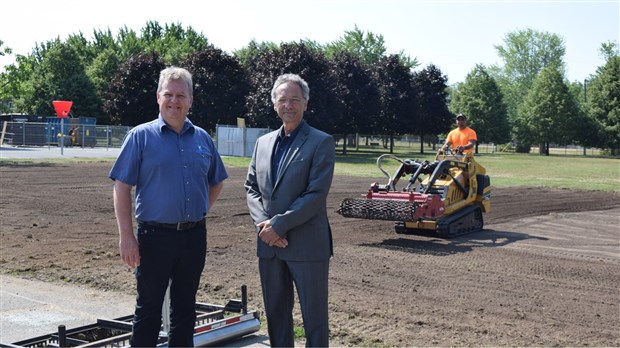 Travaux d’aménagement sur le terrain de soccer  de l’école William-Latter 