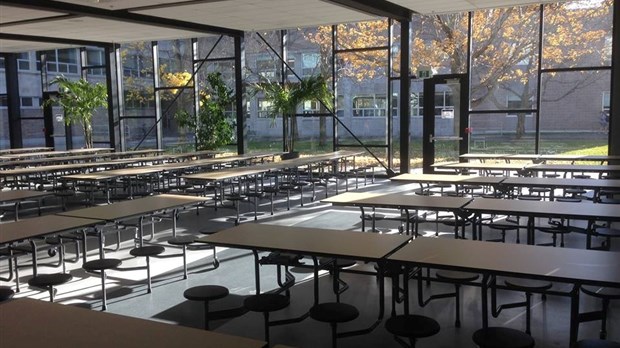 Une entente de principe adoptée au Collège Jean de la Mennais