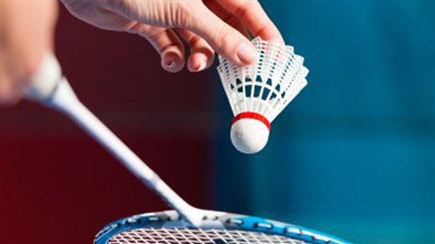 La Ville de Carignan offre l’accès à des terrains de badminton libre aux familles durant la relâche scolaire