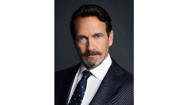 Quatre nouvelles personnalités, dont Pierre Karl Péladeau, pour « Le français s’affiche »   