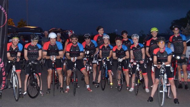 Des cyclistes de Chambly rouleront de Lévis à New Richmond pour la prévention du suicide