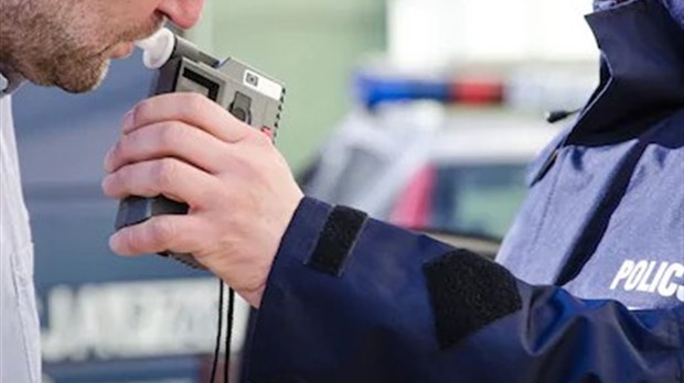 Alcool et drogues pendant les Fêtes : la SQ déplore 76 arrestations en Montérégie