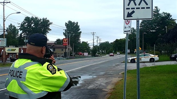 Le Service de police de Longueuil et ses partenaires lancent un appel lancé aux jeunes et à leurs parents pour freiner la COVID-19