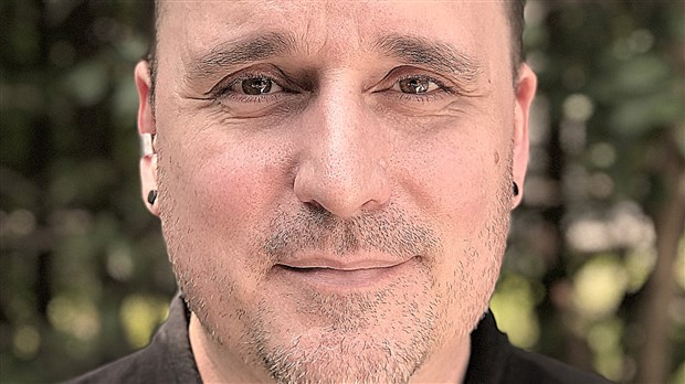 Cégep Édouard-Montpetit: un professeur à la tête de Asphalte Diffusion 