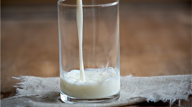 Don de 6 000$ des Producteurs de lait aux organismes de la Montérégie-Est 