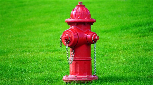 Inspection et rinçage des bornes incendie à Beloeil