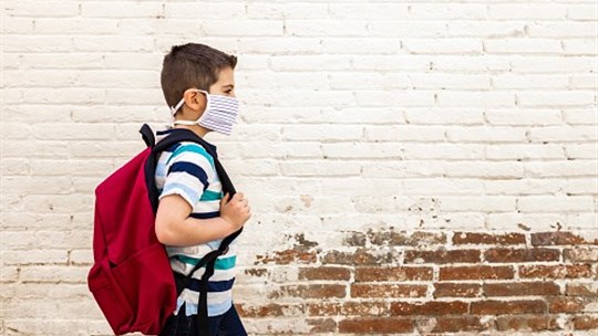 La Santé publique du Canada en faveur du port du masque pour les jeunes de plus de 10 ans