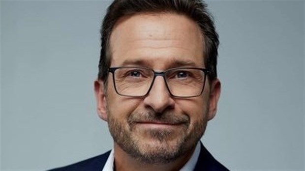 Yves-François Blanchet soutient une pétition pour les aînés 