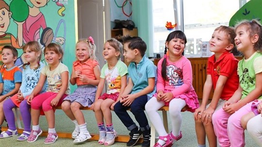 Québec adopte un nouveau programme pour les élèves du préscolaire