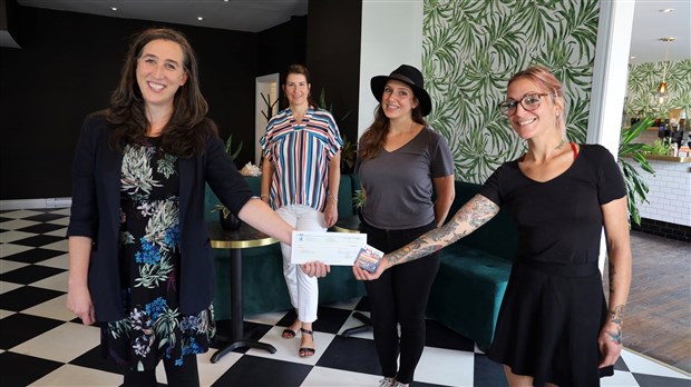 Une première subvention remise au Viridi Café dans le cadre du Programme d’aide aux commerçants