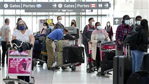 La reprise des voyages et les mesures sanitaires ne font pas bon ménage aux aéroports