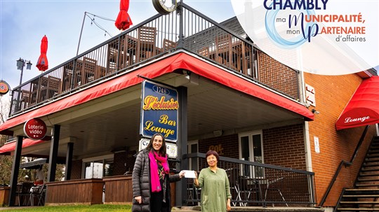 La Ville de Chambly remet une subvention à L’Éclusier Bar Terrasse