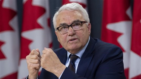 Déclin du français : Ottawa rabroué par le commissaire aux langues officielles