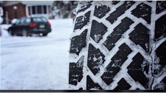 La SQ signale que l'adaptation aux conditions de route est obligatoire