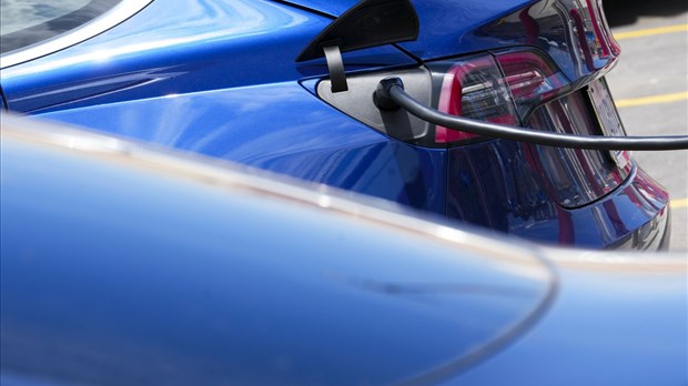 Pour se vendre, les véhicules électriques doivent être moins chers