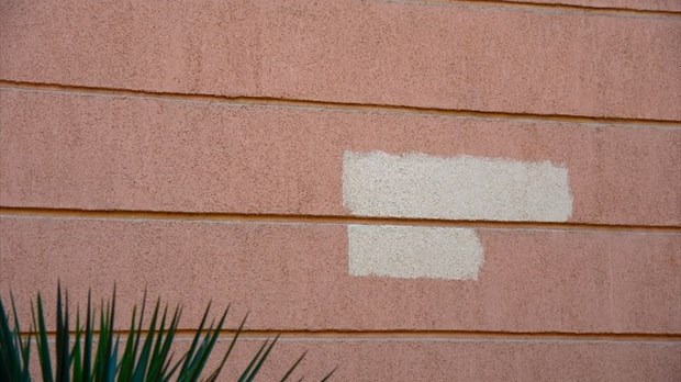 Les erreurs à éviter lorsqu’on peint un revêtement extérieur au Québec