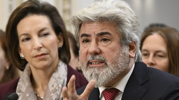 Remboursements de donateurs: Pablo Rodriguez nie avoir été au courant