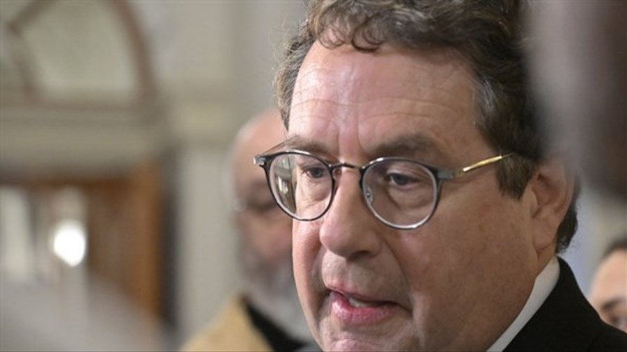 Laïcité: pas de clause de droits acquis plus longue