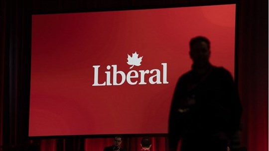 Les libéraux débattront de la question des restrictions d'âge sur les réseaux sociaux