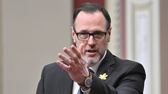 Francisation: le ministre Roberge assure que l'offre de cours s'est stabilisée